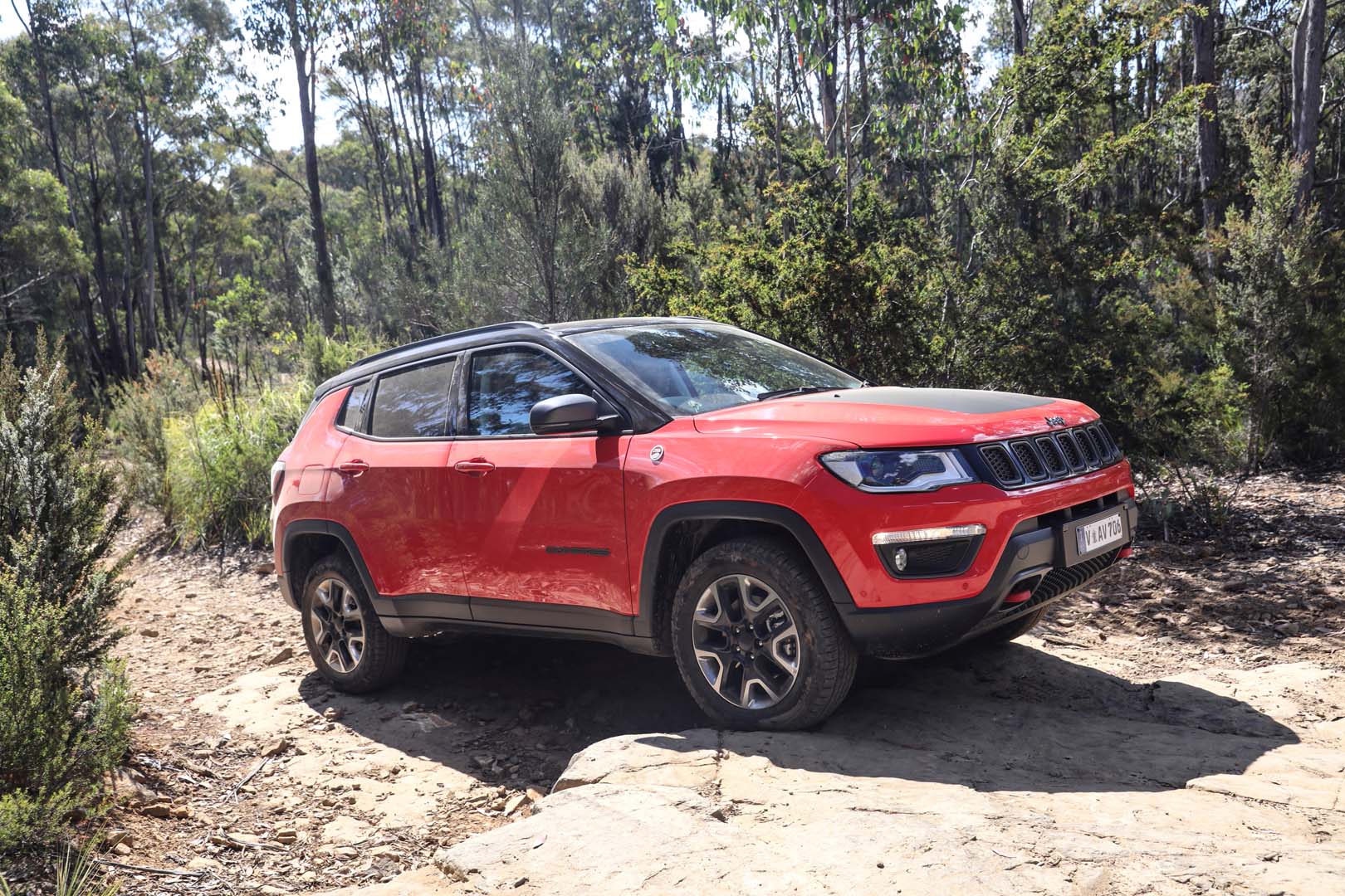 FIRST DRIVE 2018 JEEP COMPASS LIMITED & TRAILHAWK 4X4 JUST 4X4S